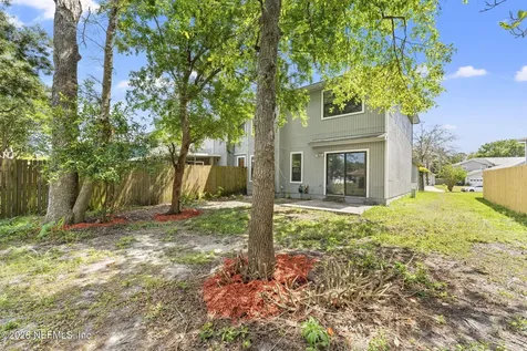 4047 Laurelwood Drive Jacksonville FL 32257