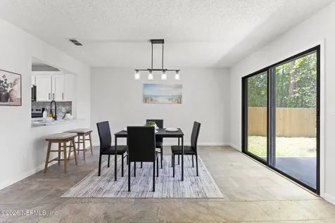 4047 Laurelwood Drive Jacksonville FL 32257