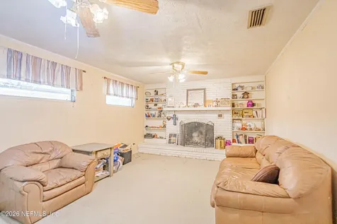 2332 Buttonwood Drive Jacksonville FL 32216