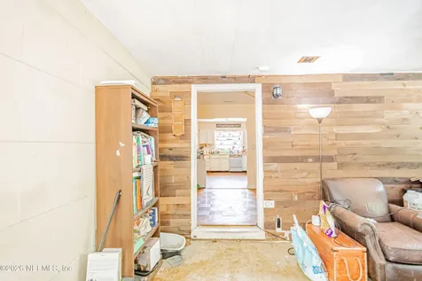 2332 Buttonwood Drive Jacksonville FL 32216