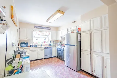 2332 Buttonwood Drive Jacksonville FL 32216