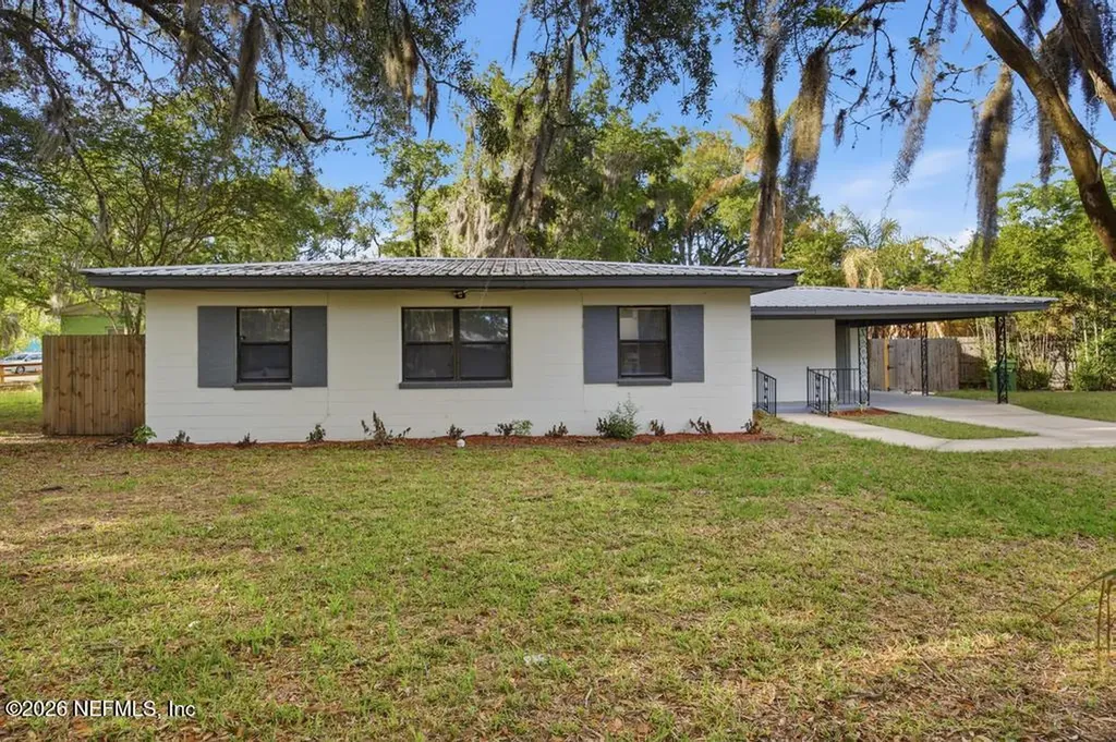 120 E Oak Hill Drive Palatka FL 32177