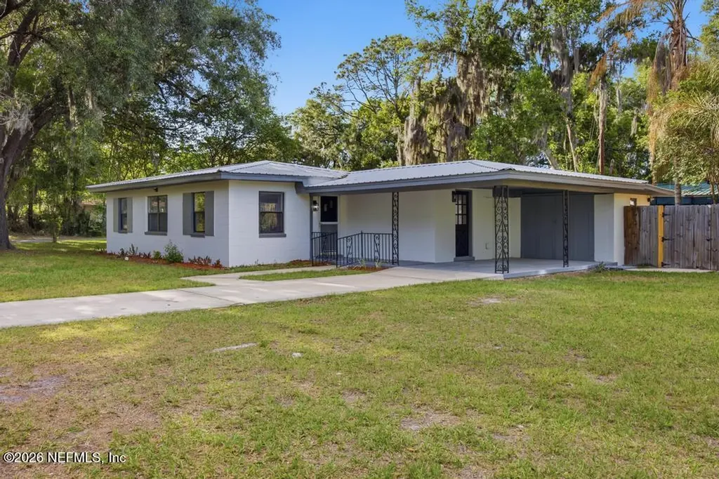 120 E Oak Hill Drive Palatka FL 32177