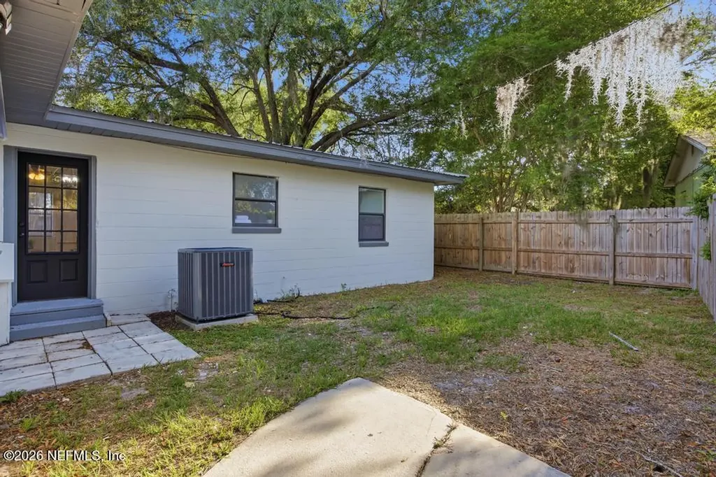 120 E Oak Hill Drive Palatka FL 32177