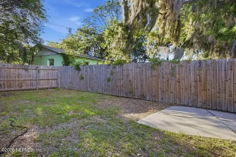 120 E Oak Hill Drive Palatka FL 32177