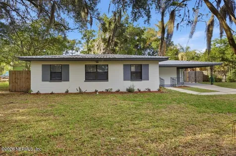 120 E Oak Hill Drive Palatka FL 32177
