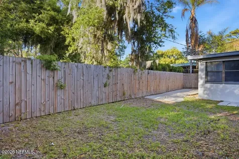 120 E Oak Hill Drive Palatka FL 32177