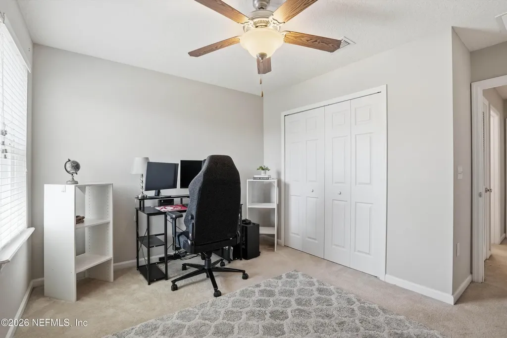 29 Auburn Oaks Road W Jacksonville FL 32218