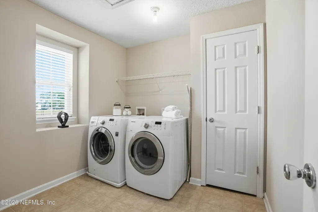 29 Auburn Oaks Road W Jacksonville FL 32218