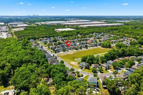 29 Auburn Oaks Road W Jacksonville FL 32218