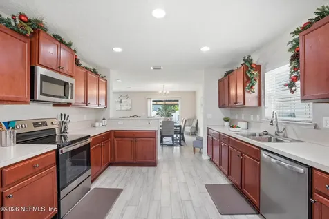 29 Auburn Oaks Road W Jacksonville FL 32218