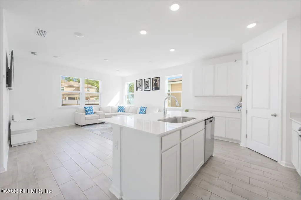 1043 Cedar Slough Drive Jacksonville FL 32220