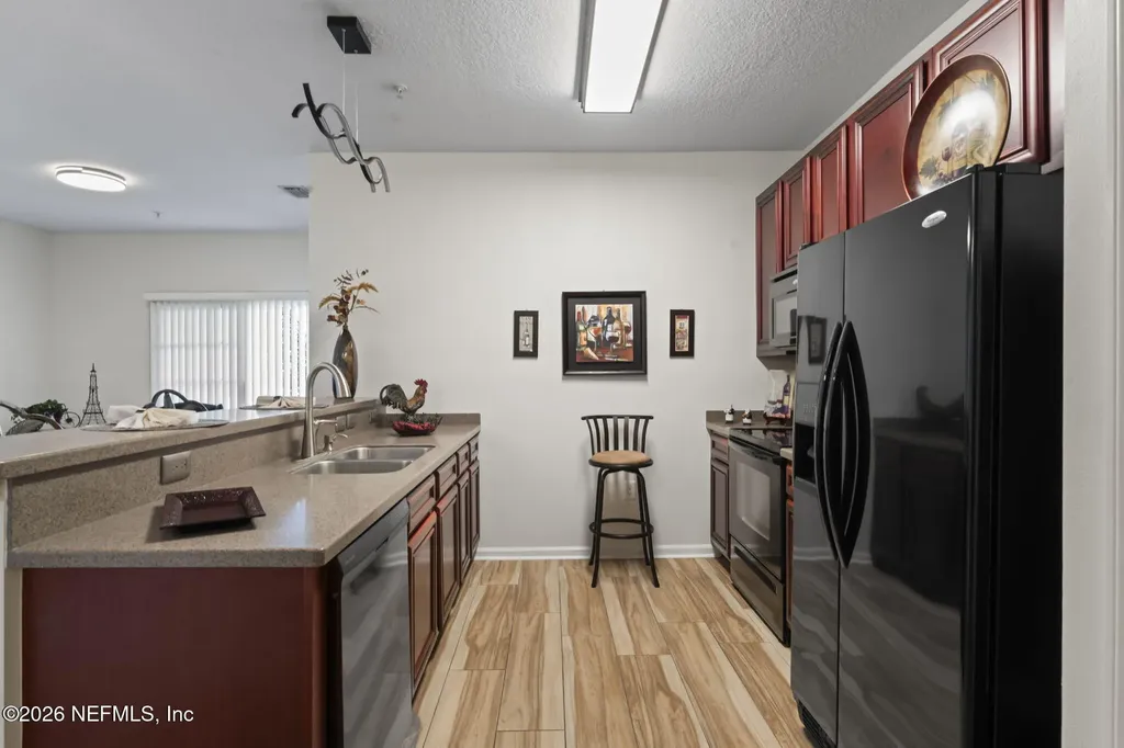 8218 Green Parrot Road Jacksonville FL 32256