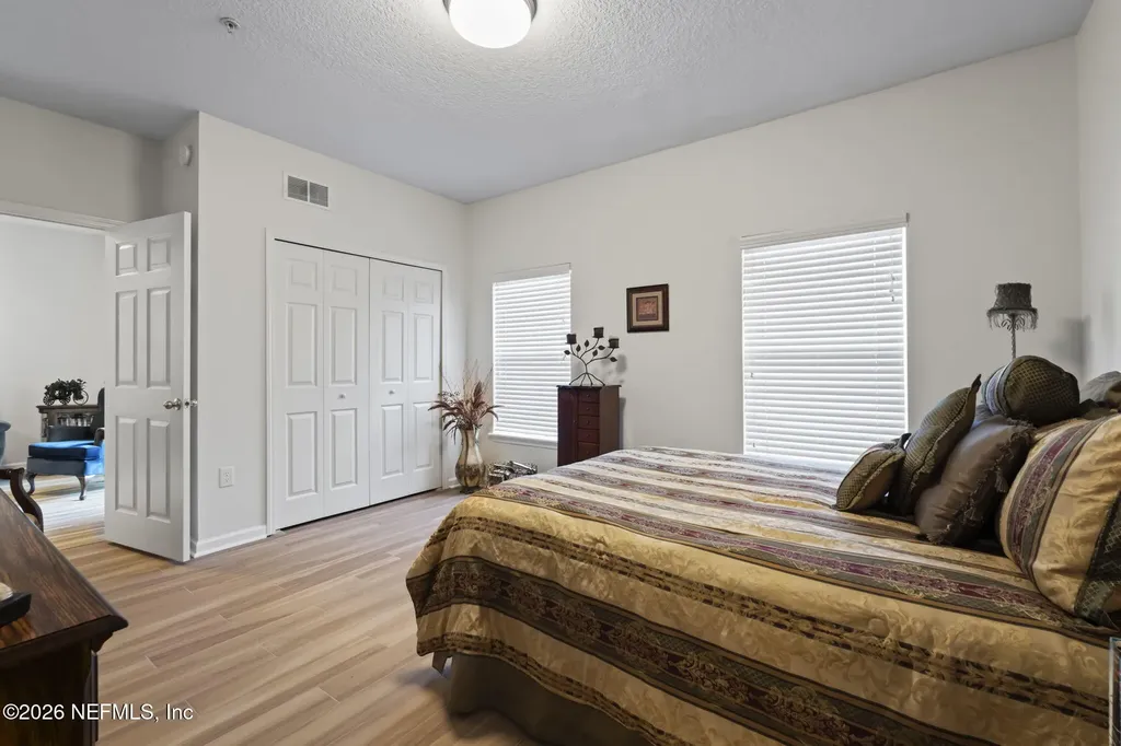 8218 Green Parrot Road Jacksonville FL 32256