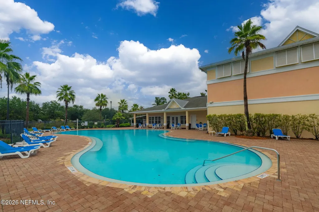 8218 Green Parrot Road Jacksonville FL 32256