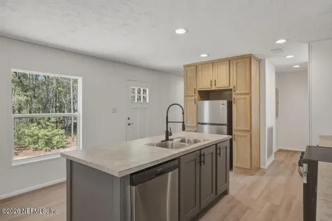 326 Gloria Avenue Interlachen FL 32148