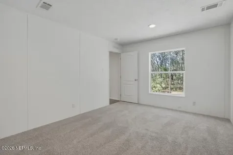 326 Gloria Avenue Interlachen FL 32148