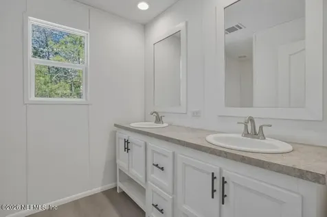 326 Gloria Avenue Interlachen FL 32148