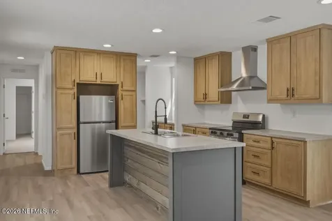 326 Gloria Avenue Interlachen FL 32148