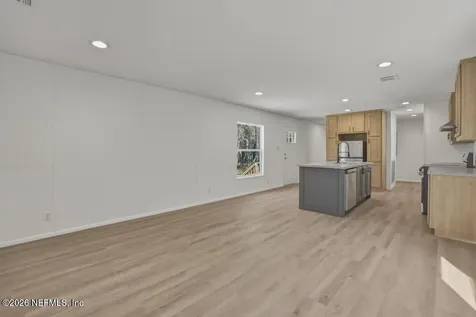 326 Gloria Avenue Interlachen FL 32148