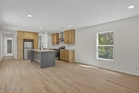 326 Gloria Avenue Interlachen FL 32148