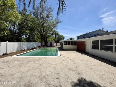 2421 St Leger Drive Jacksonville FL 32208