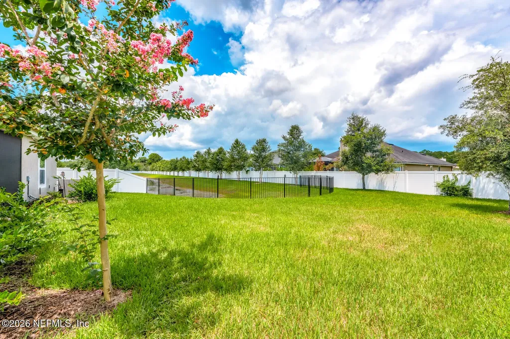 5043 Redford Manor Drive Jacksonville FL 32258