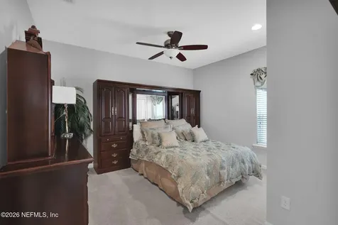 5043 Redford Manor Drive Jacksonville FL 32258