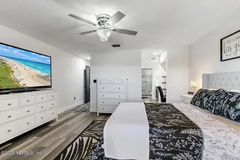 1307 River Hills Circle E Jacksonville FL 32211