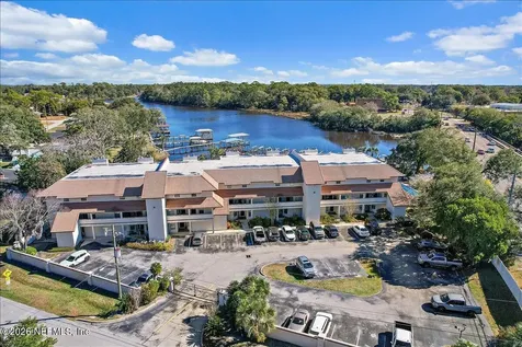 1307 River Hills Circle E Jacksonville FL 32211