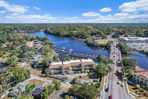 1307 River Hills Circle E Jacksonville FL 32211