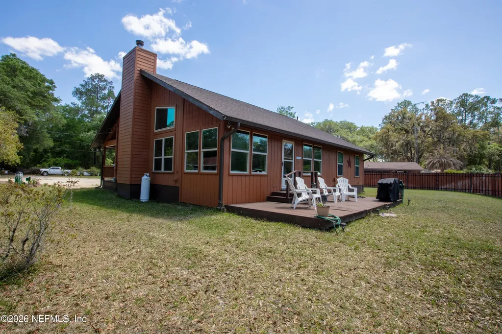 5930 Island Road Melrose FL 32666