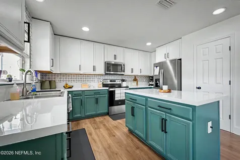 4003 Cedar Bluff Lane Jacksonville FL 32226