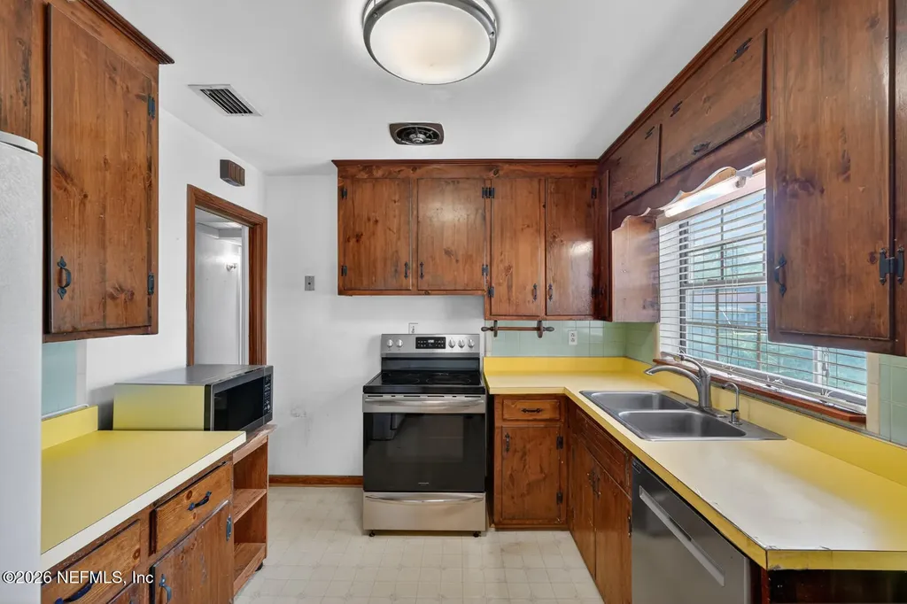 1241 Lorento Street Jacksonville FL 32211