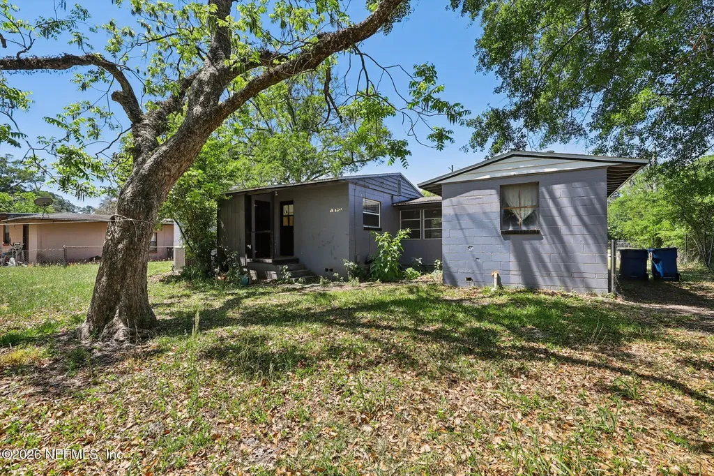 7859 Denham Road W Jacksonville FL 32208