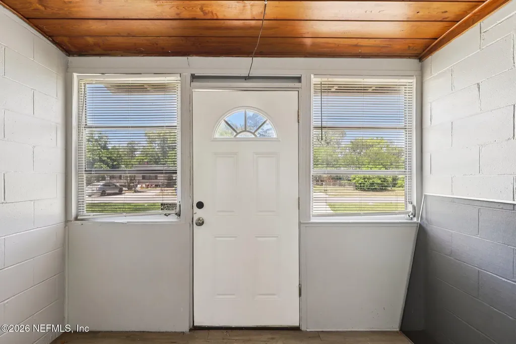 7859 Denham Road W Jacksonville FL 32208