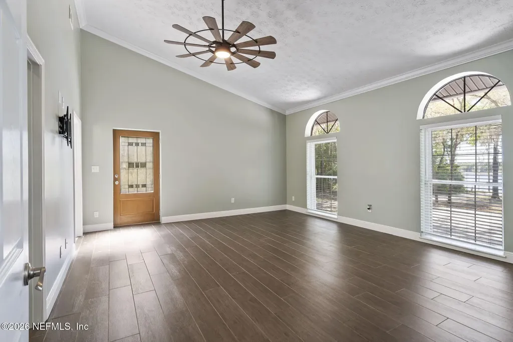 1886 State Road 20 Hawthorne FL 32640