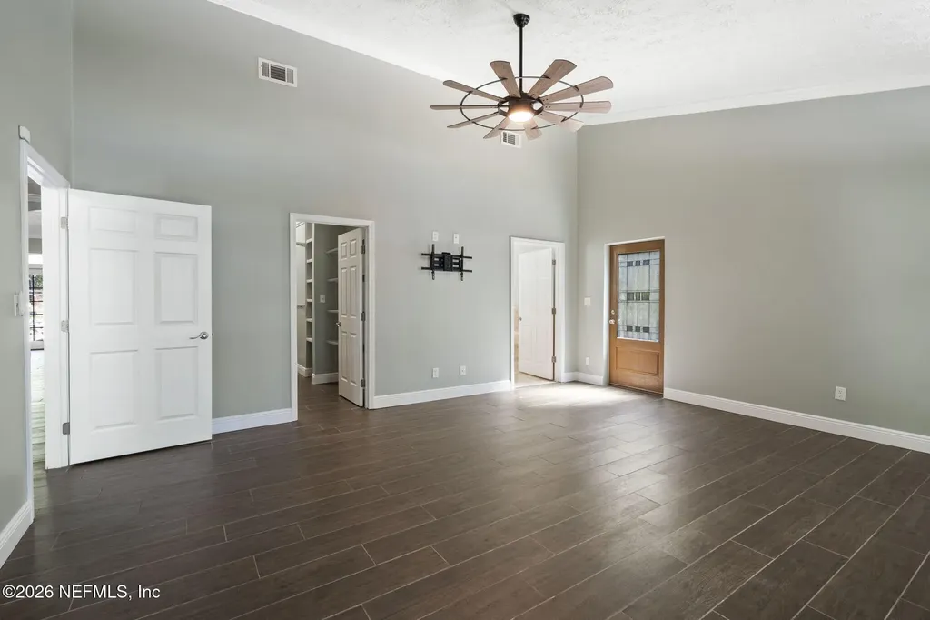 1886 State Road 20 Hawthorne FL 32640