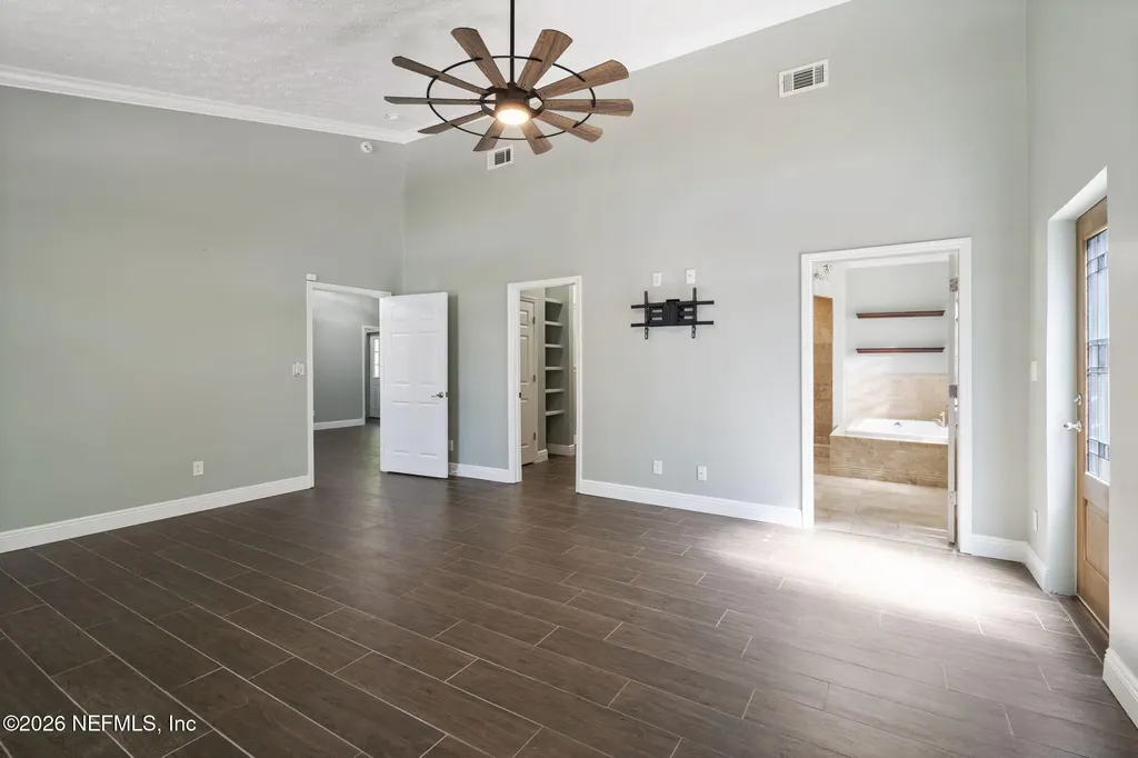 1886 State Road 20 Hawthorne FL 32640