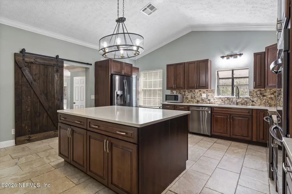 1886 State Road 20 Hawthorne FL 32640