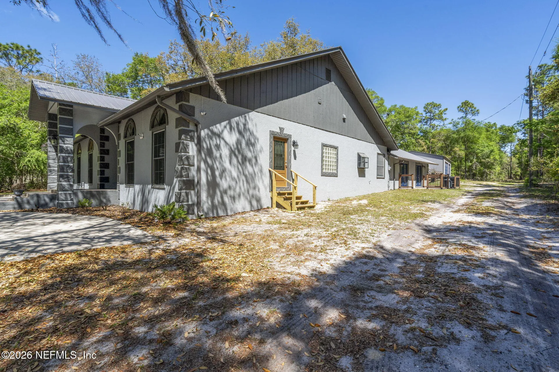 1886 State Road 20 Hawthorne FL 32640