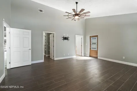 1886 State Road 20 Hawthorne FL 32640