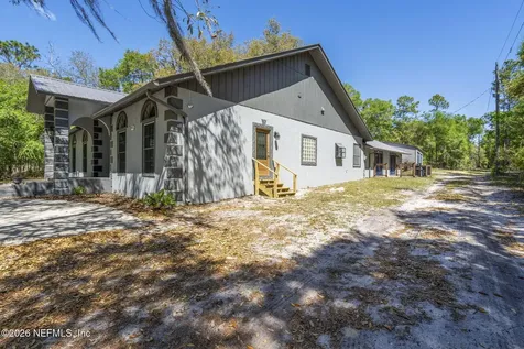 1886 State Road 20 Hawthorne FL 32640