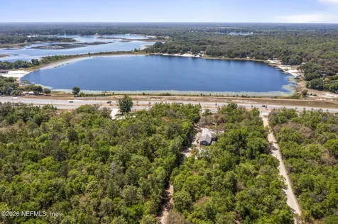 1886 State Road 20 Hawthorne FL 32640