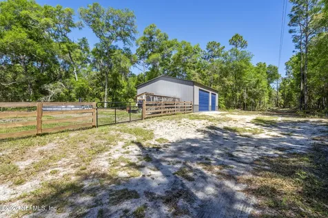 1886 State Road 20 Hawthorne FL 32640