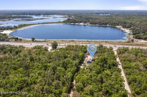 1886 State Road 20 Hawthorne FL 32640