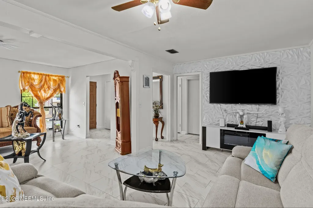 6005 Gumwood Drive Jacksonville FL 32277