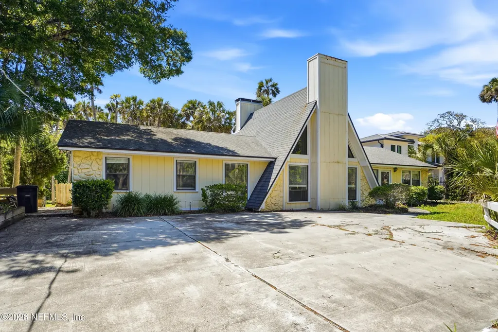 2428 Seminole Road Atlantic Beach FL 32233