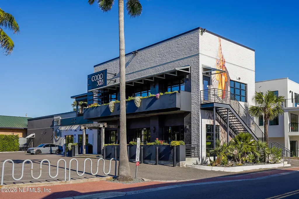 2428 Seminole Road Atlantic Beach FL 32233