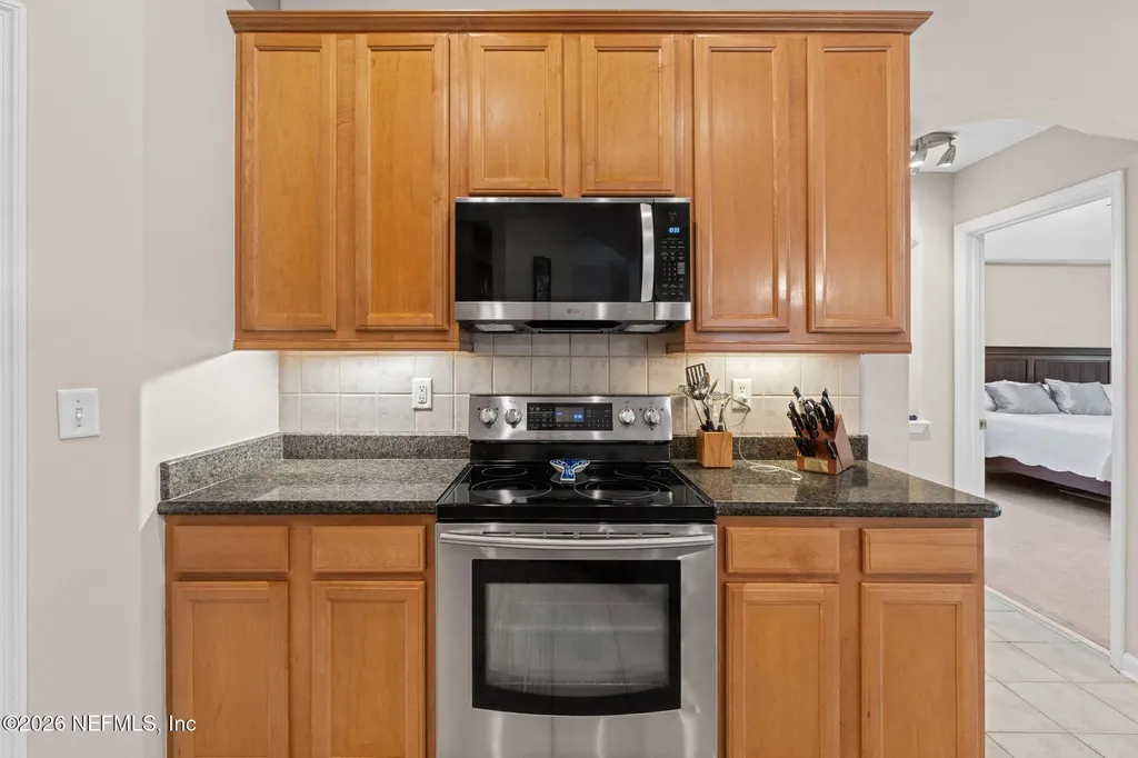 8904 Canopy Oaks Drive Jacksonville FL 32256